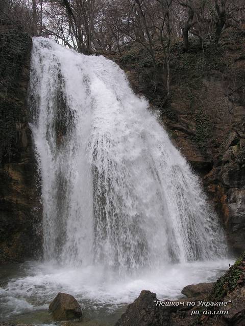 Водопад Джур-Джур в марте